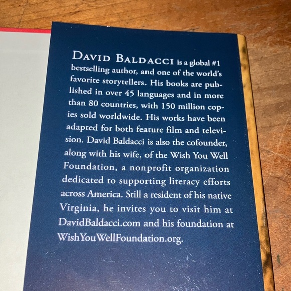 David Baldacci 'Daylight' Hardcover Book - Picture 5 of 15